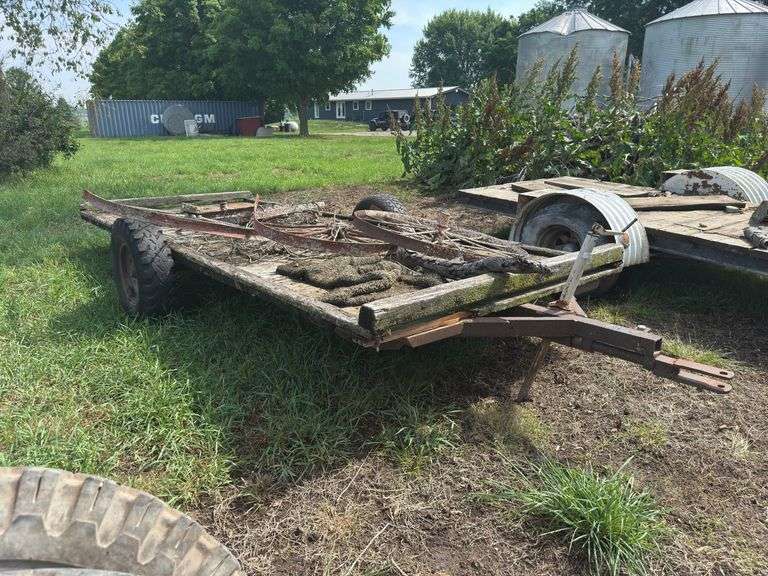 Farm Utility Trailer with Metal Wheels