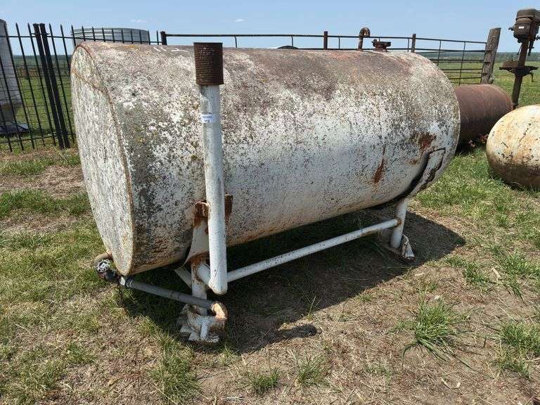 Large Farm Liquid Storage Tank image
