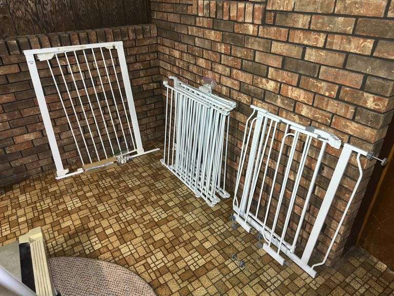 Assorted White Metal Baby Safety Gates image