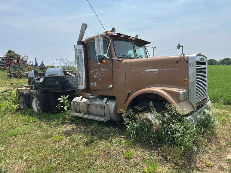 1985 Freightliner Truck Tractor