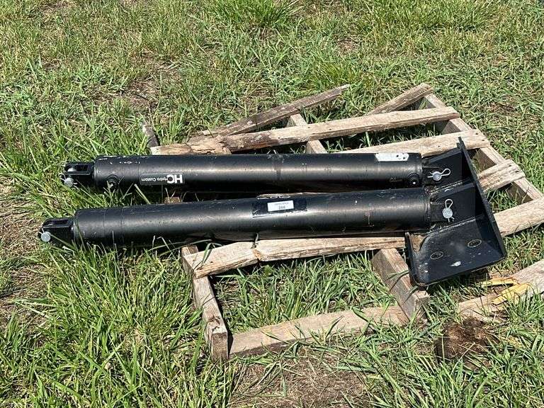 Pair of Hydro Custom Hydraulic Cylinders image