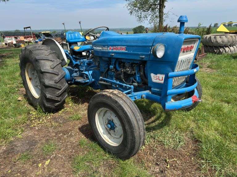 Ford 4000 SU Series Tractor image
