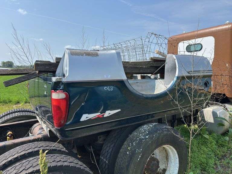 Ford Truck Bed, 8ft image