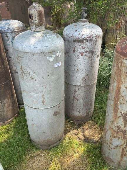 100 Pound Propane Cylinders image
