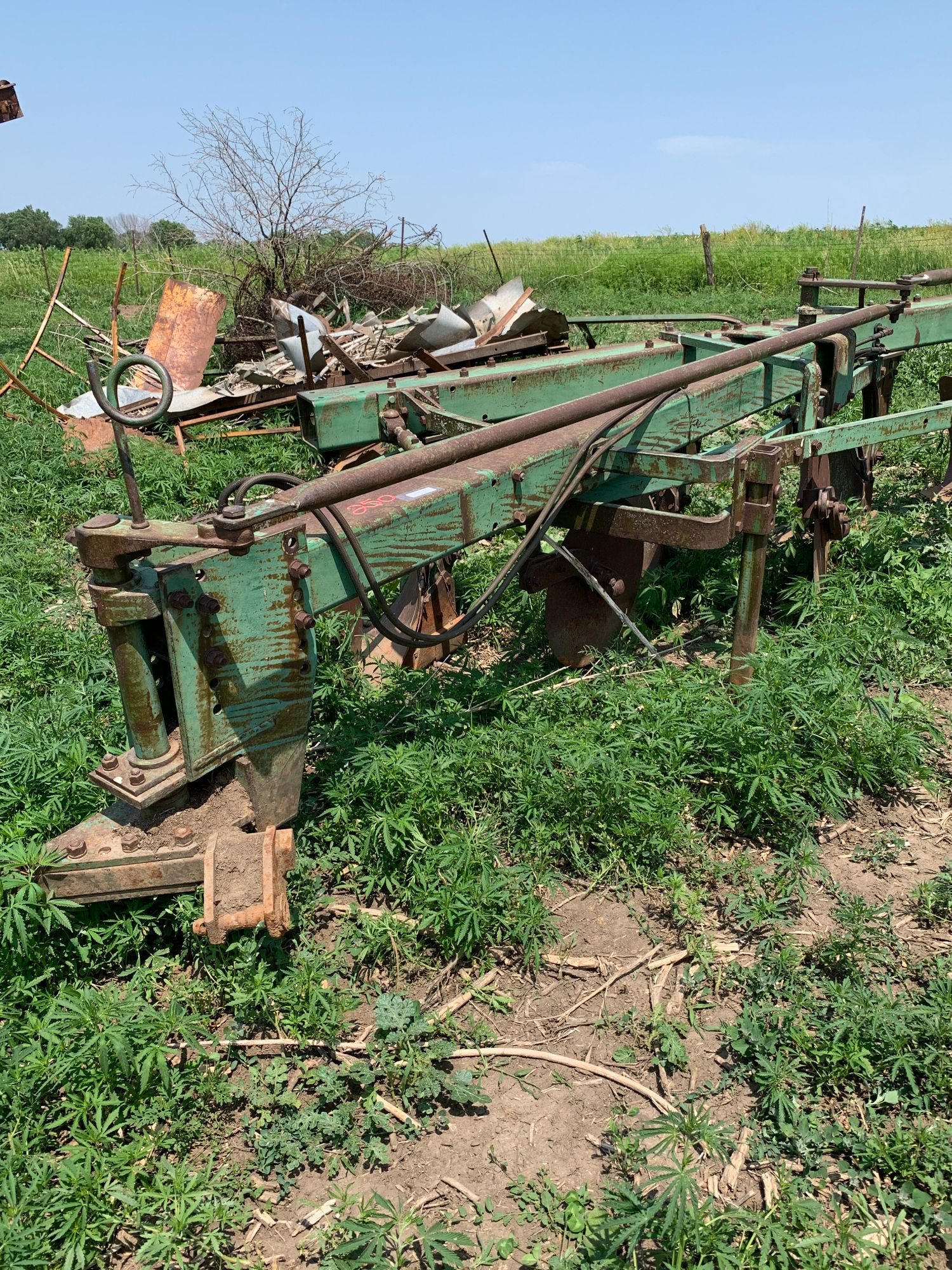 Lot image 8