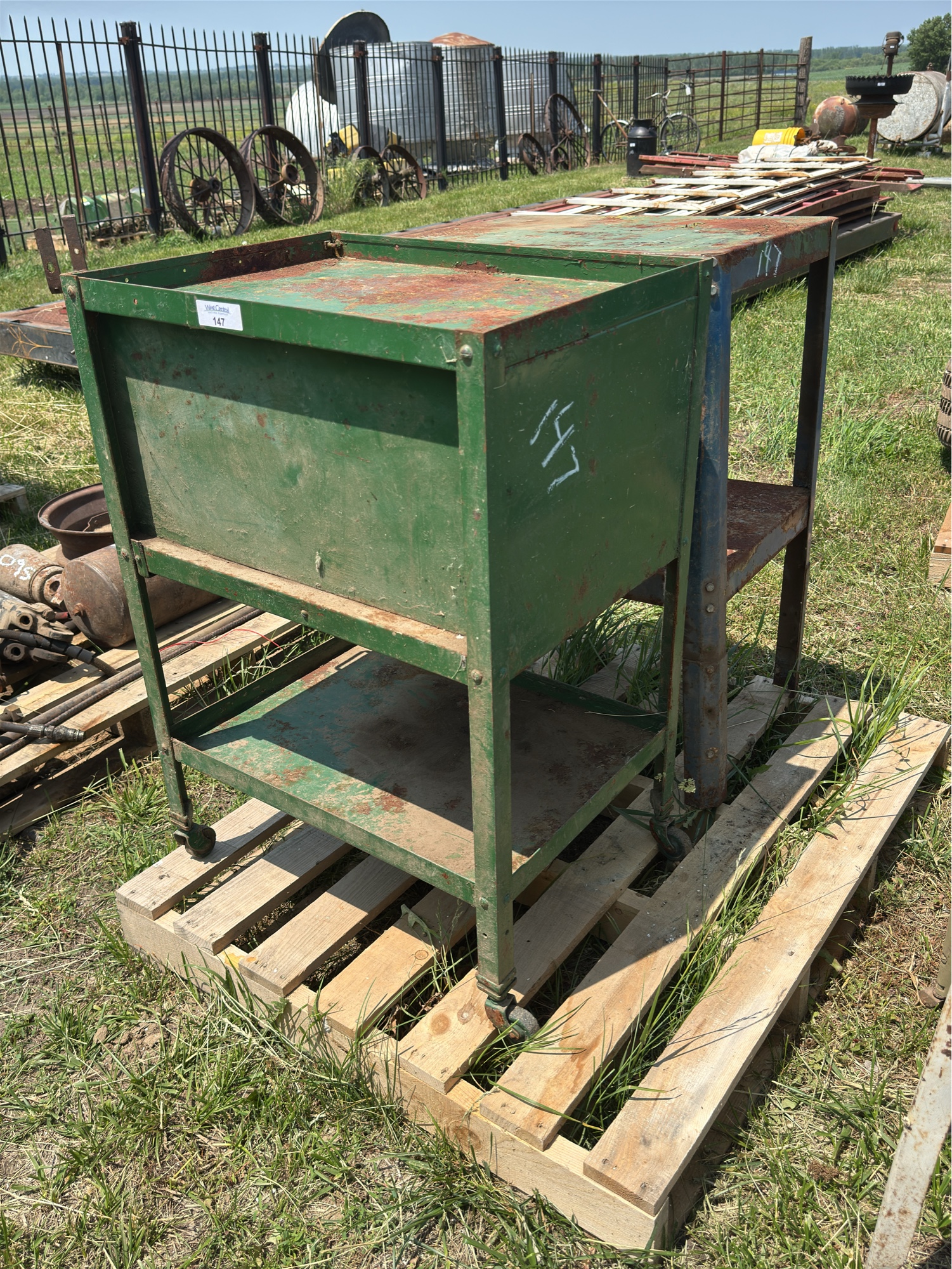Lot image 1