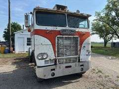 White Freightliner Cabover Tractor Truck