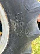 Ford 4000 SU Series Tractor
