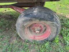 Heider Farm Wagon with Midwest M-10 Hoist out of Carroll Iowa