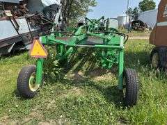 John Deere 705 Hay Rake