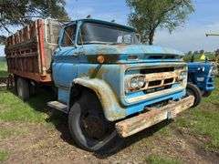 Chevrolet C-60 Stake Bed Truck - Salvage