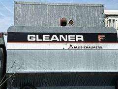 Allis Chalmers Gleaner F Combine