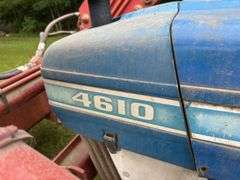 Ford 4610 Tractor with Westendorf Loader, 1982