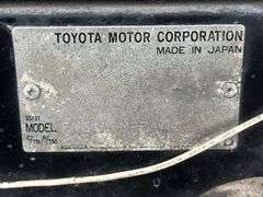 1987 Toyota Pickup Truck - Parts or Restoration