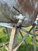 Metal Fuel Tank with Stand