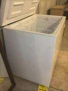 Amana Deepfreeze Chest Freezer