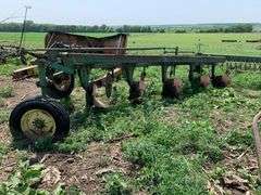 John Deere Plow - 6 Bottom