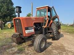 Allis Chalmers 7045 Tractor, 1978