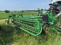John Deere 705 Hay Rake