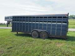 TravAlong Livestock Trailer, 1991 Gooseneck, 20ft x 82in