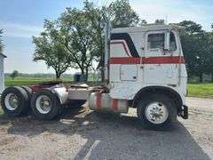 White Freightliner Cabover Tractor Truck