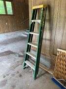 Cuprum 6-Foot Fiberglass Step Ladder