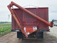Ford 900 Grain Truck with Westerfield Auger