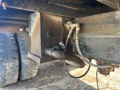 Ford 900 Grain Truck with Westerfield Auger