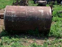 40"x61" Metal Tank