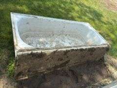 Cast Iron Bathtub