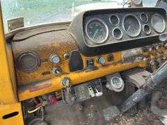 Ford 900 Grain Truck with Westerfield Auger