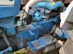 Ford 4000 SU Series Tractor