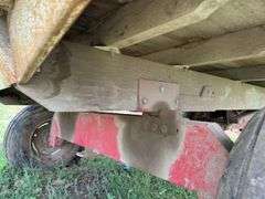 Heider Farm Wagon with Midwest M-10 Hoist out of Carroll Iowa