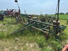John Deere 1240, 4 row Planter