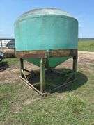 Large Poly Tank with Stand