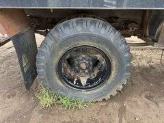 Ford 900 Grain Truck with Westerfield Auger