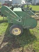 John Deere 14T Square Baler with Manual
