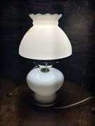 Vintage Style Table Lamp with Floral Design