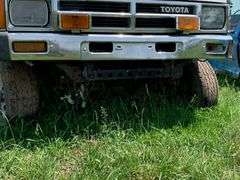 1987 Toyota Pickup Truck - Parts or Restoration
