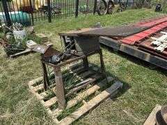 Craftsman Table Saw with Stand