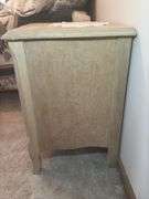 Wooden 2-Drawer Side Table/Nightstand