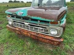 Ford F-250 Custom Cab Pickup Truck - Project/Parts Truck