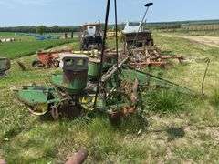 John Deere 1240, 4 row Planter