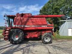 Case IH 2188 Axial-Flow Combine Harvester