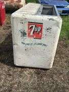 True Mfg. 7-Up Soda Cooler
