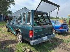 1995 Dodge Dakota Sport Pickup Truck