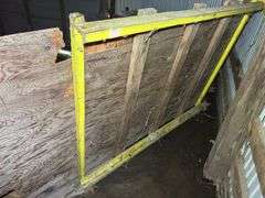 Metal frame platform