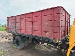 Ford 900 Grain Truck with Westerfield Auger