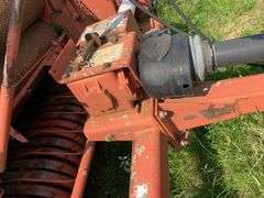 Gehl 1710 Roll Baler (big baler)