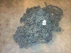 Assortment of chain pieces, 3ft and longer pieces